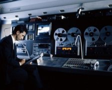 Тотальне стеження в Україні: хто потрапить у поле зору спецслужб