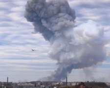 Очередной мощный взрыв услышали во всех районах Донецка