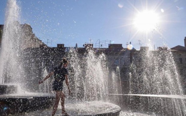 Погода на 19 июня: украинцев будет жарить и поливать