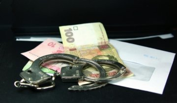Військовий лікар "відмазував" від армії за 3000 грн