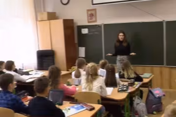 Школа, фото: скріншот з відео