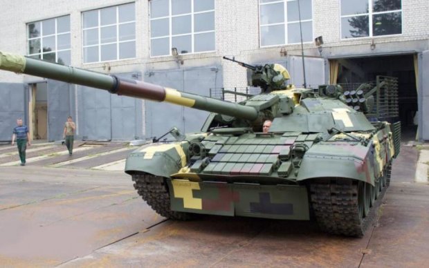 Українські зброярі похвалились модернізованим танком