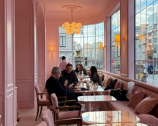 Українці, кафе, фото із соцмереж