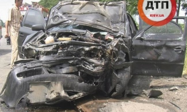 Жахлива аварія забрала життя всієї сім'ї