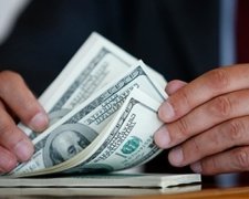 Багаті чоловіки частіше зраджують своїх дружин