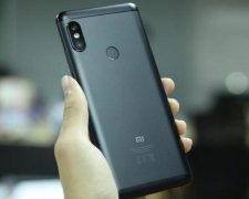 Xiaomi Mi Max 3: в сети появился тизер новинки