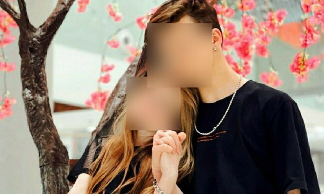 8-річна українська блогерка закрутила роман з 13-річним хлопцем: сплять разом, прикуті ланцюгом