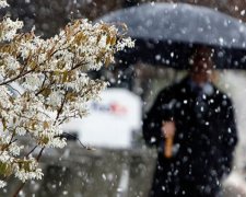 Синоптики порадили українцям запасатися зимовим одягом
