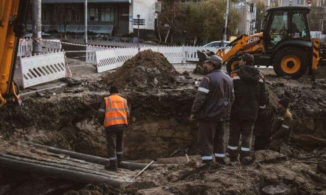 Українське місто потопає у фекаліях, сотні тисяч задихаються: на ці кадри боляче дивитися
