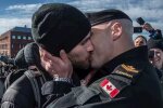 Любовь сильнее ненависти: гей-пары публикуют в сети фото с любимыми под хештегом неонацистов