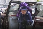 Єлизавета II, кадр з відео