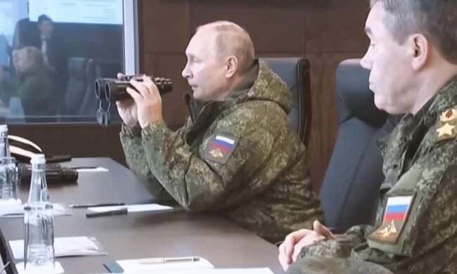 путін і військові, скріншот: YouTube