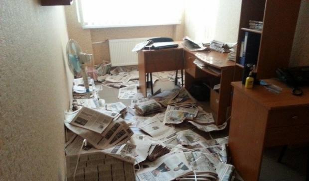 Редакцію кримськотатарської газети розгромили у Сімферополі 