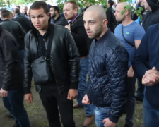 Ватажка дніпровських "тітушок" кинули за ґрати