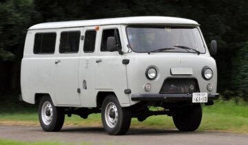 Соцмережі сміються над випуском  "нового" російського авто (фото)