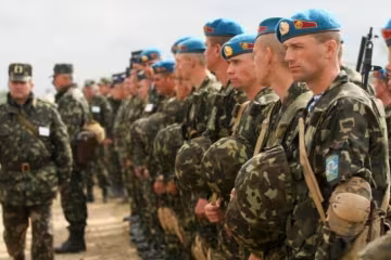 Військовим удвічі збільшать зарплату  