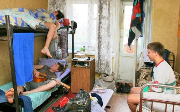 Озброєні гастролери влаштували наліт на київский гуртожиток