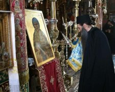 Яке свято 3 лютого: чого не можна робити в цей день