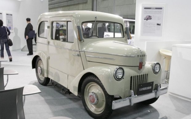 Сеть шокировал японский электромобиль прошлого века