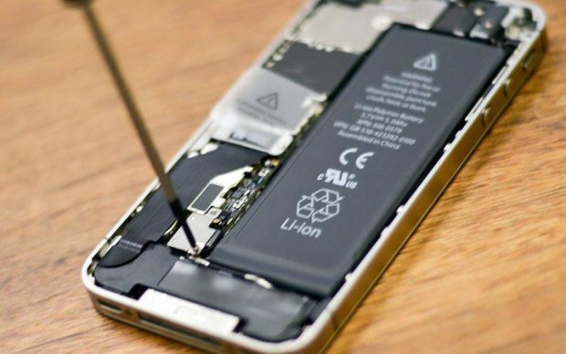 Apple залишить конкурентів без батарей