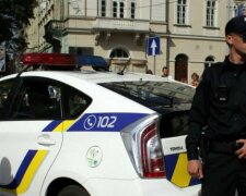 "Доню, давай по сто": у Львові затримали горе-матір, споювала 6-річну дитину