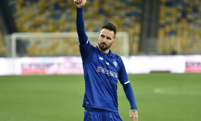 Лідер Динамо продовжив контракт з київським клубом