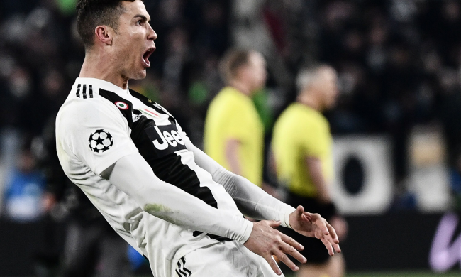 Ее хотел укусить за задницу Роналду: горячая венесуэлка порвала мир, эти фото лечат импотенцию