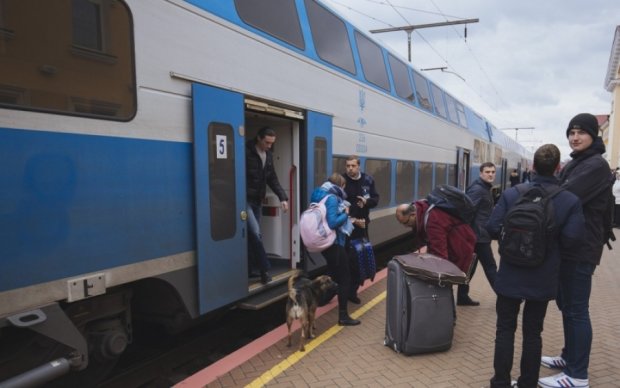 Укрзализныця запустит "пасхальный" поезд в Польшу