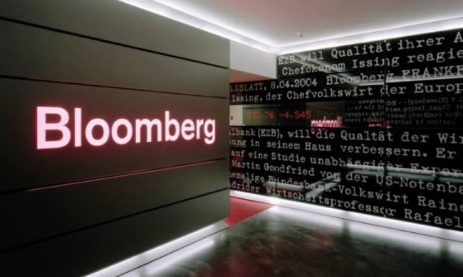 Редактора Bloomberg лишился работы из-за нарушения эмбарго