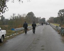 Чоловік застрелив знайомого та викинув труп у річку (фото)