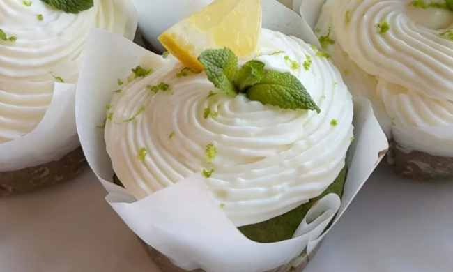 Яскраві лимонні мафіни: фото скрін рецепту