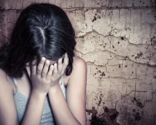 Лучше мы это сделаем: родители совратили собственную дочь