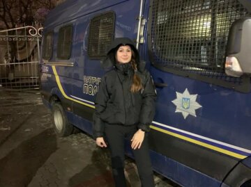 Копы из Нацполиции дежурят в новогоднюю ночь, фото: соцсети