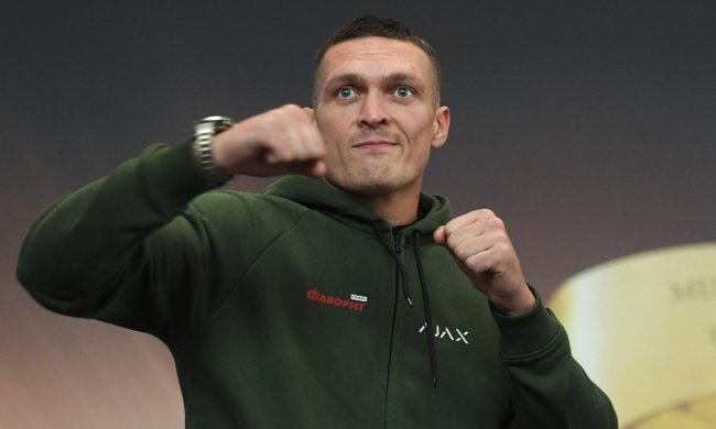 Усик поиздевался над разгромленным Динамо, перепев известный хит: видео