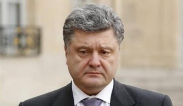 Порошенко выразил соболезнования родным погибших в авиакатастрофе в Египте