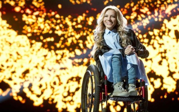 РосСМИ уже "разрешили" приезд Самойловой на Евровидение в Киев