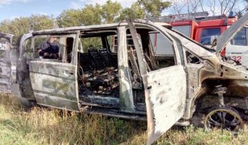 Під Києвом ущент згорів пасажирський автобус