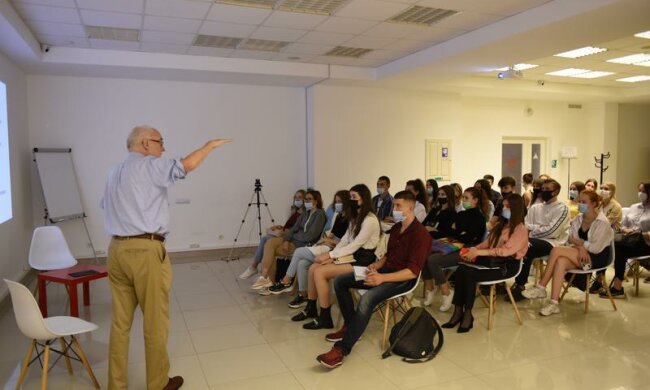 Близько половини бізнесу інвестує до 100 млн грн в проєкти сталого розвитку, – дослідження ЕВА