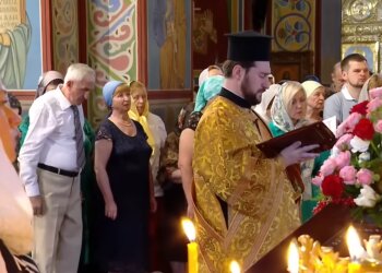 Церковь, молитва, фото: Знай.ua