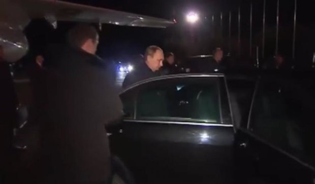 Путин экстренно прибыл в оккупированный Крым (фото)