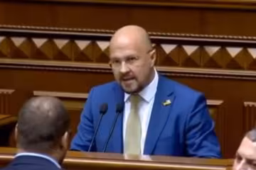 Сергей Вельможный в зале парламента, скрин с видео