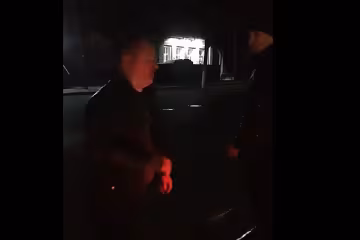 Пьяный майор напал на мужчину. Фото: скрин из видео