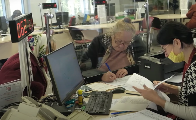 Звернення за субсидією. Фото: скрін youtube