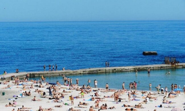 Погода в Одесі на 4 липня: місто перетворитися в королівство хмар