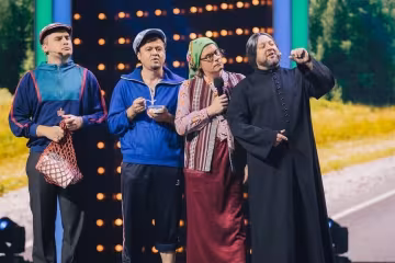 Юрій Ткач з "Квартал 95" любить перуки і жіночий одяг, а Кошовий — гідрокостюм у ванні