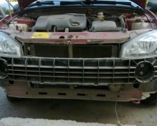 Lada Sedan баклажан: ганьбу російського автопрому показали всьому світу