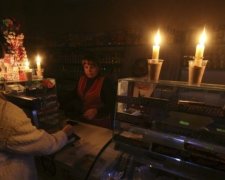 Без благ цивілізації: кримчанам вкотре вимкнуть світло