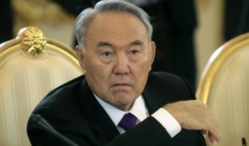 Глава Казахстану має намір відібрати землі у громадян, а незгодних - подавляти