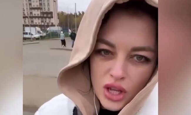 Тіктокерша з рф. Фото: скриншот з відео