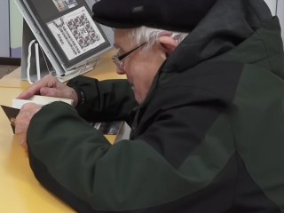 Пенсионер. Фото: скрин youtube